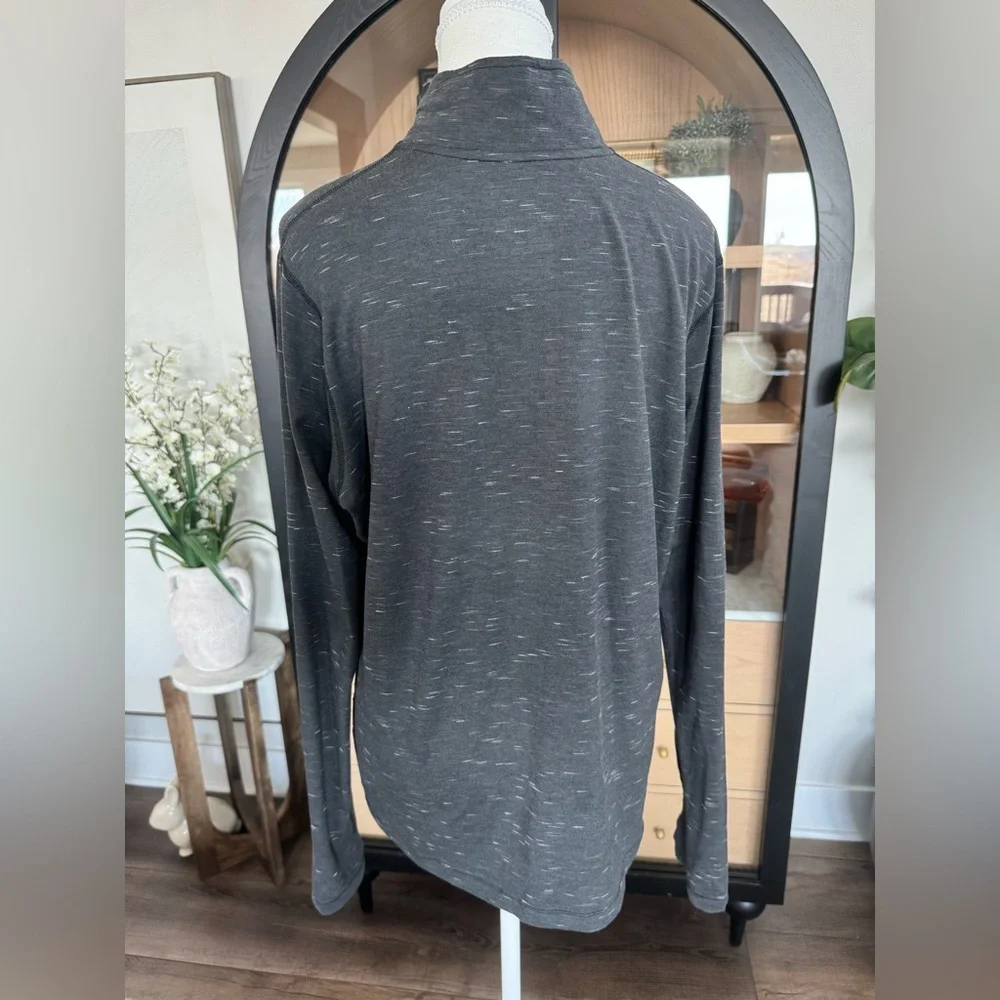 Nike Iowa Quarter-Zip Pullover XL Women’s